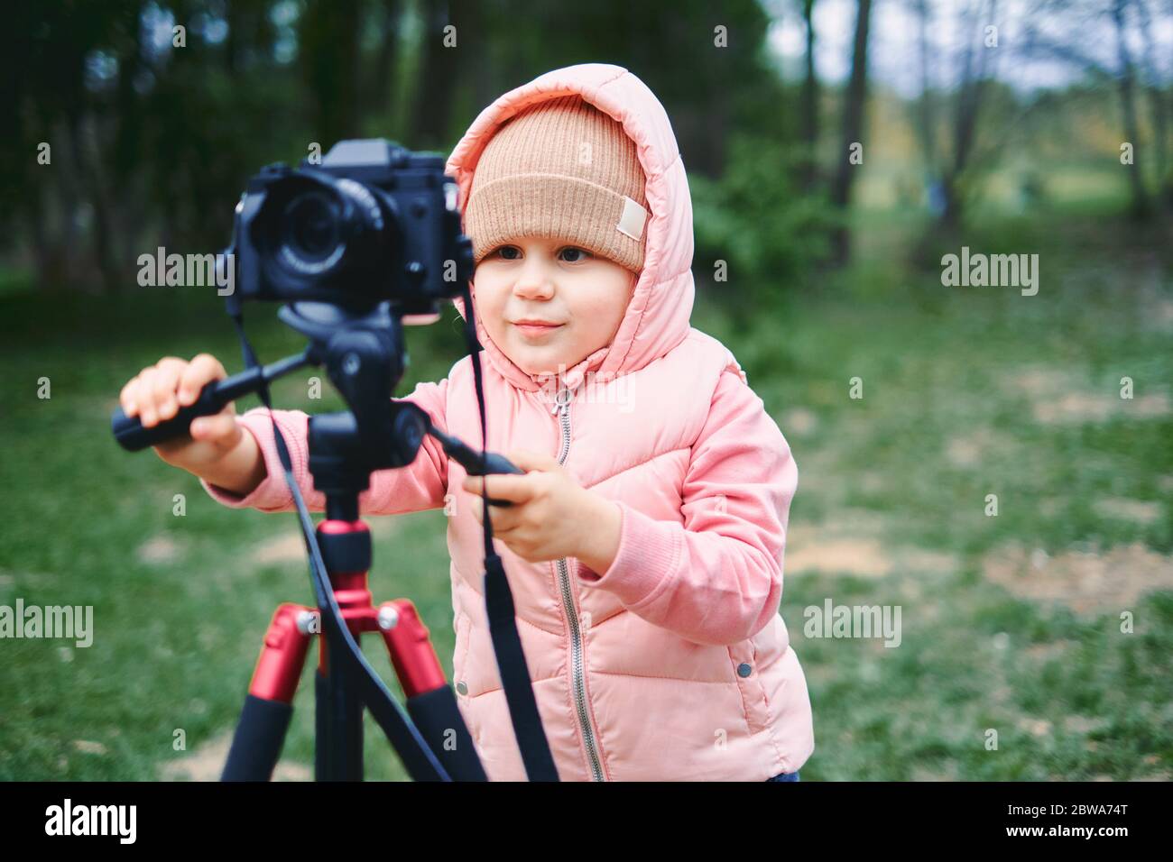Pretty in pink film hi res stock photography and images alamy