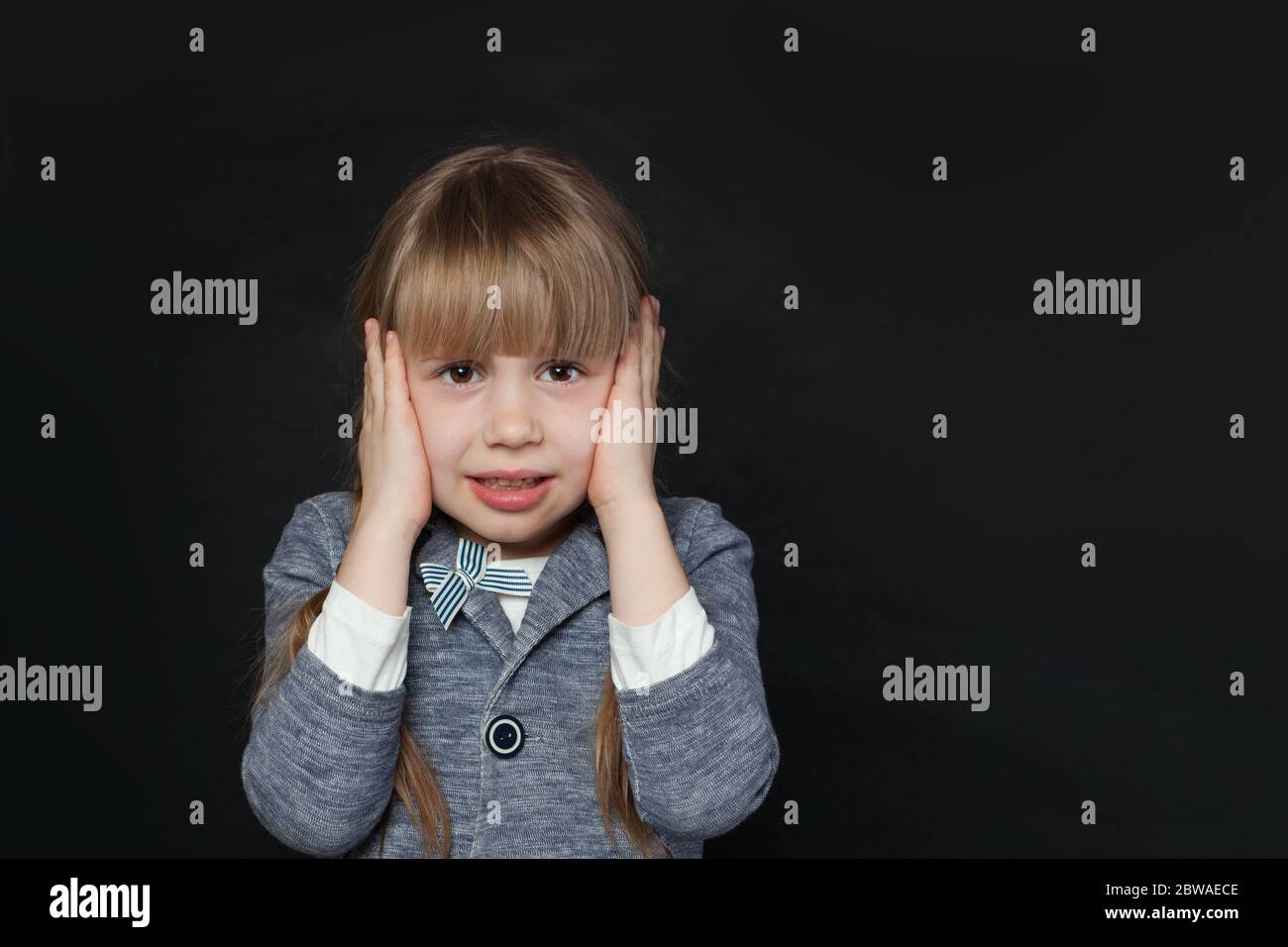 Child girl cover ears hires stock photography and images Alamy