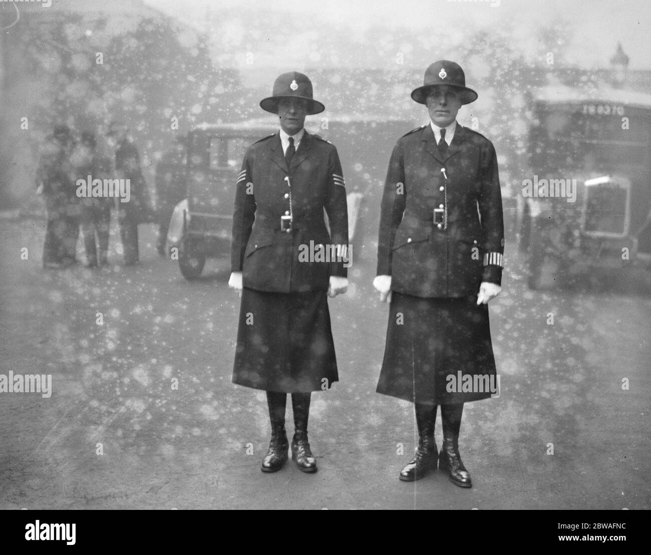 The policewomen ' s new uniform , issued by Scotland Yard 27 March 1931 Stock Photo