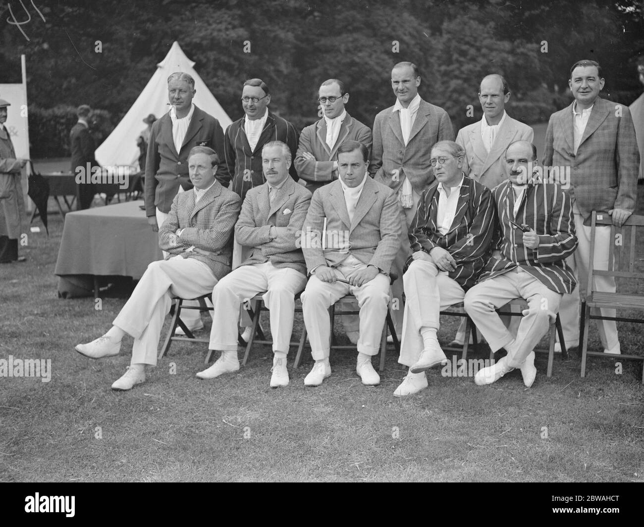 Authors versus actresses cricket at Hampstead Cricket Club The authors team left to right top - Gerald Gould , Miles Malleson , James Laver , R C Sherriff , Alec Waugh , Ivor Brown Bottom left to right A J Cronin , Arthur Bliss , J B Priestley , Sir J C Squire , Ralph Straus Stock Photo