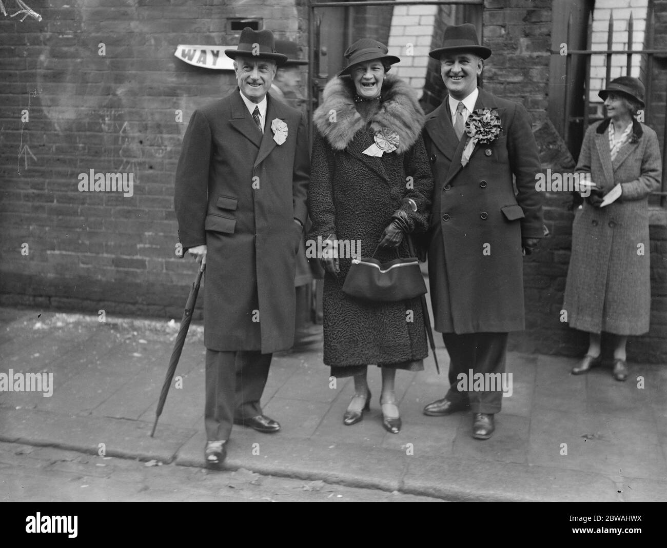 General Election , 1935 At Holy Trinity Schools , Chelsea Sir Samuel Hoare , Lady Maud Hoare , Mr Sandiland ( Labour ) 15 November 1935 Stock Photo