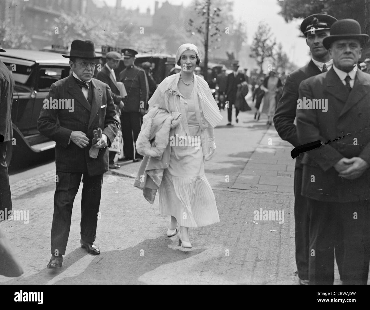 Eton versus Harrow at Lords . Sir John and Lady Lavery . 10 July 1931 Stock Photo