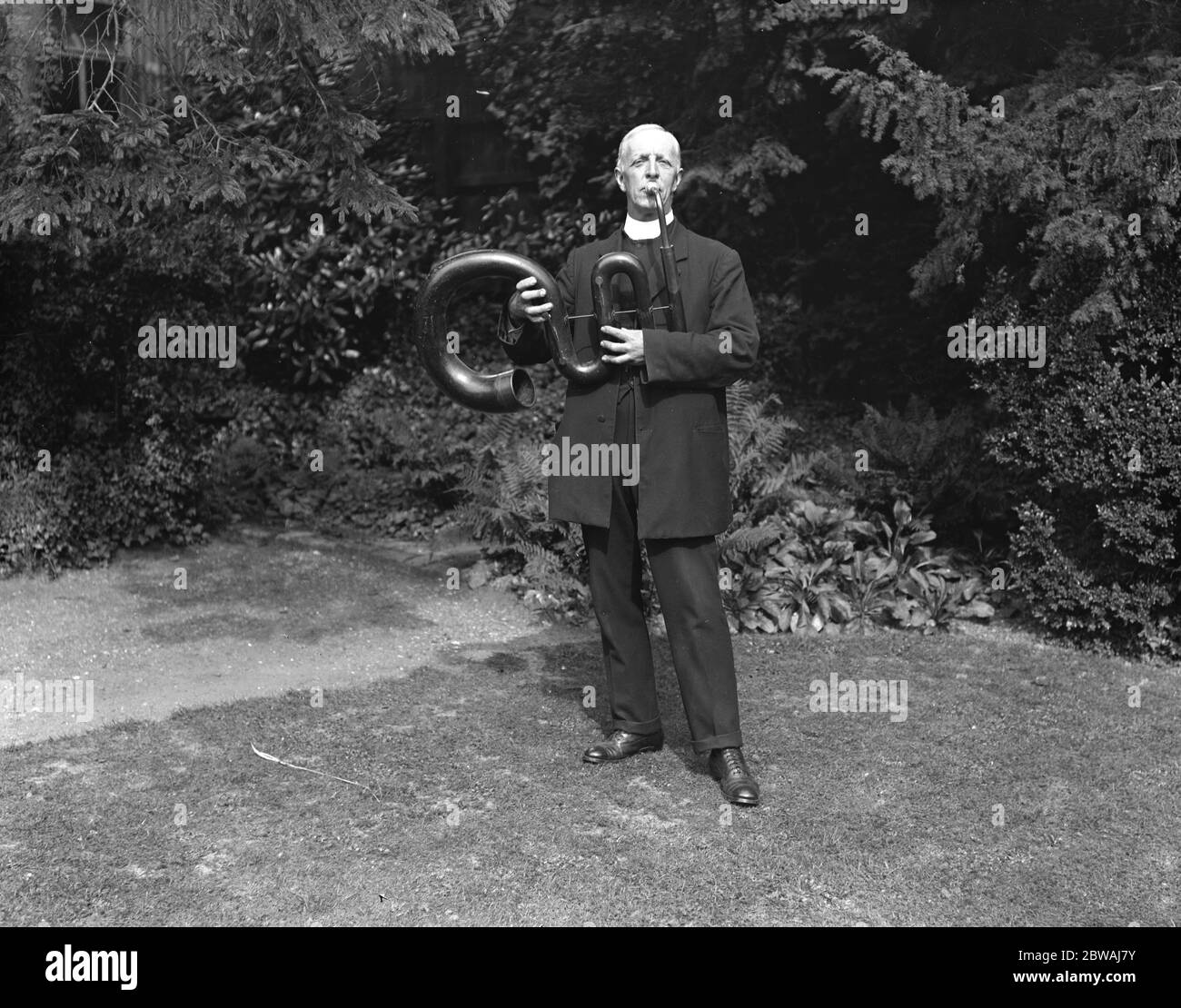 Rev W Galpin Vicar Of Hatfield Regis Essex Has A Collection Of 600