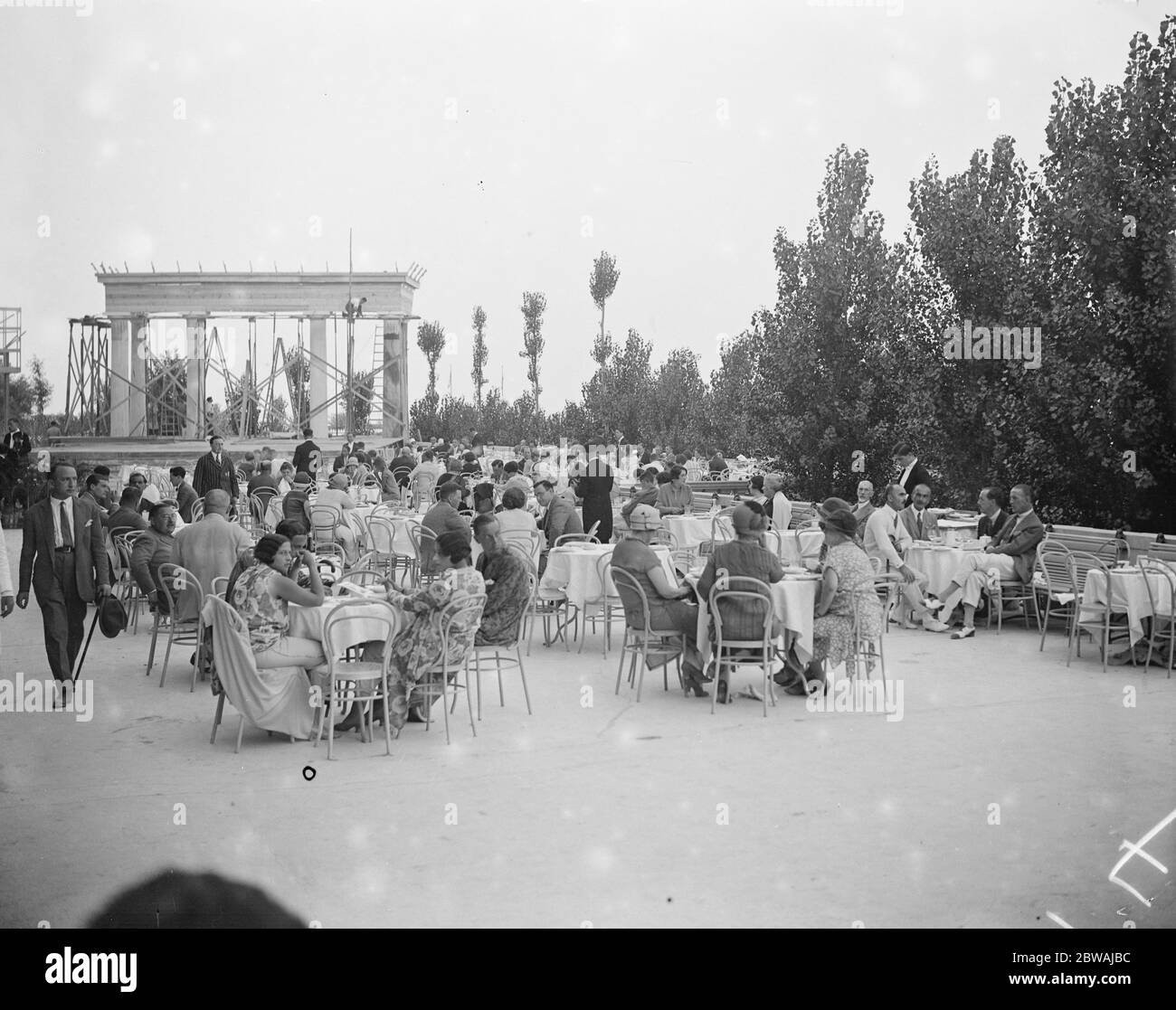 On the Lido Guests taking tea on the terrace of the Excelsior Palace Hotel 25 August 1926 Stock Photo