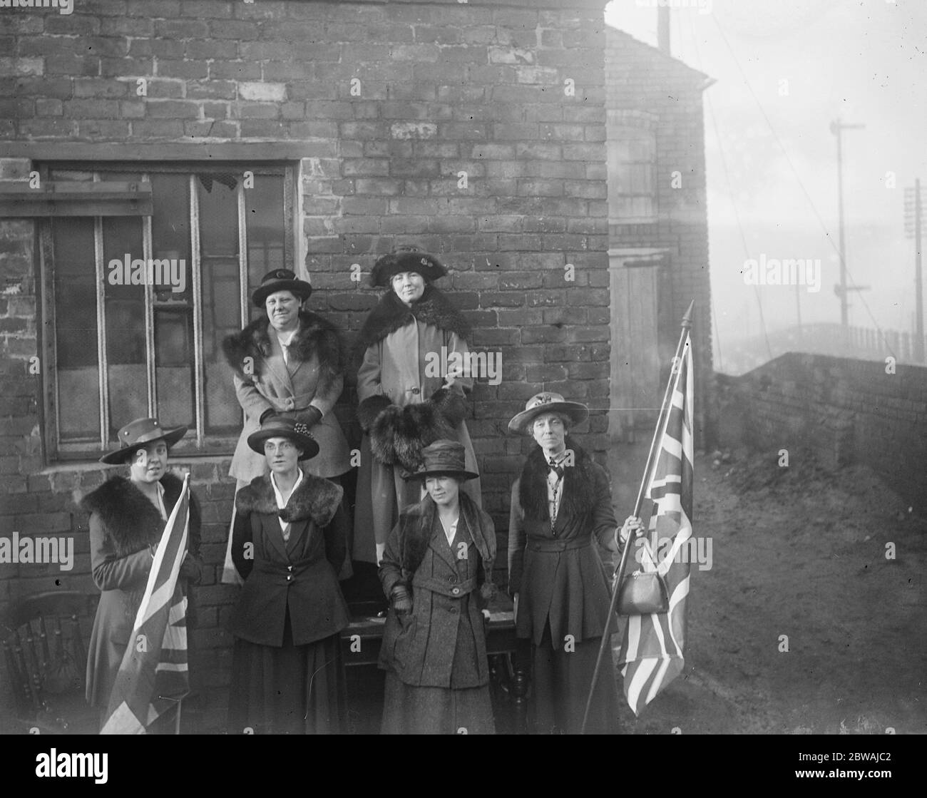 Opening of Miss Christabel Pankhursts campaign at Smethwick , Staffordshire Mrs Drummond Speaking 28 November 1918 Stock Photo