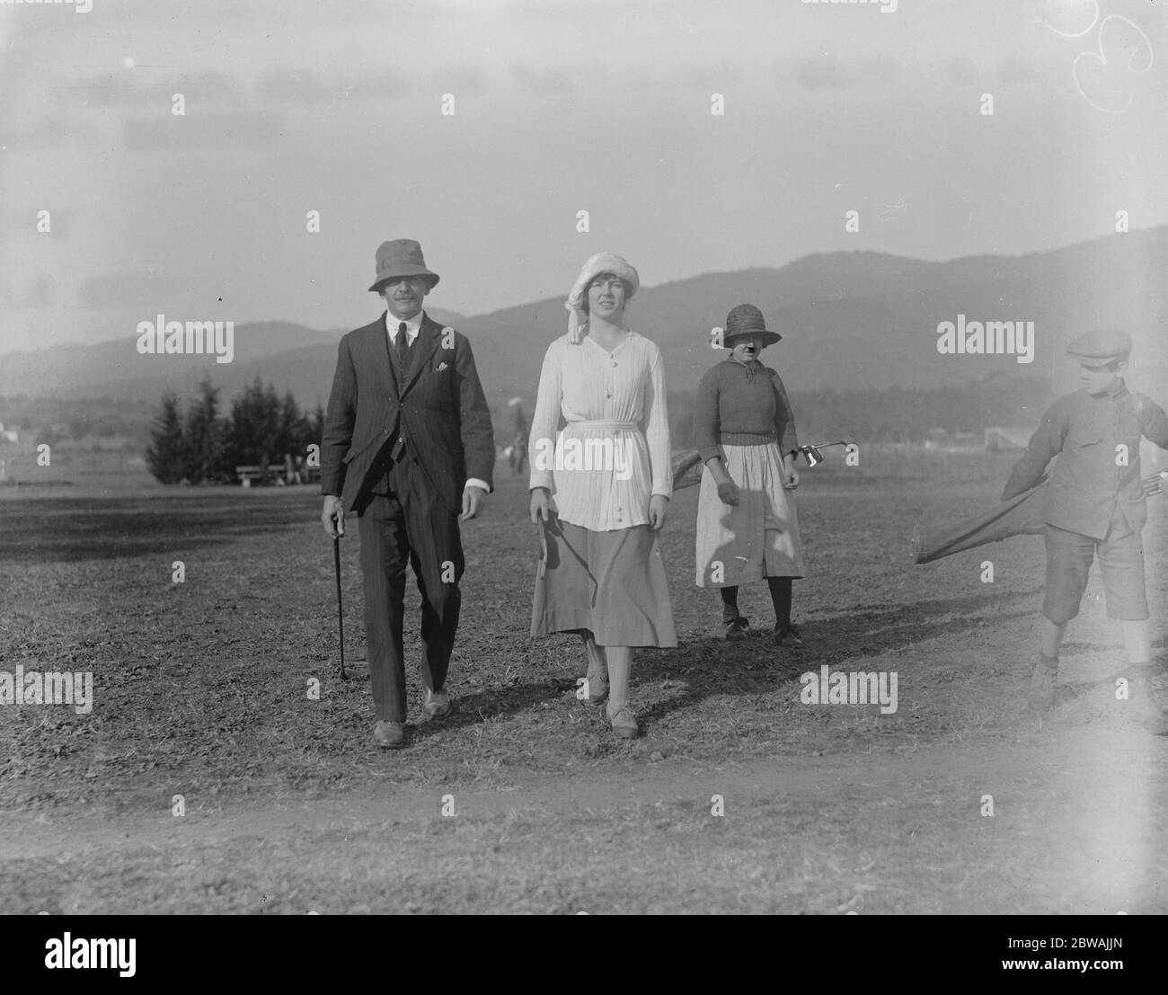 International Society at Cannes Golf Club . Miss Yule . 29 January 1921 Stock Photo