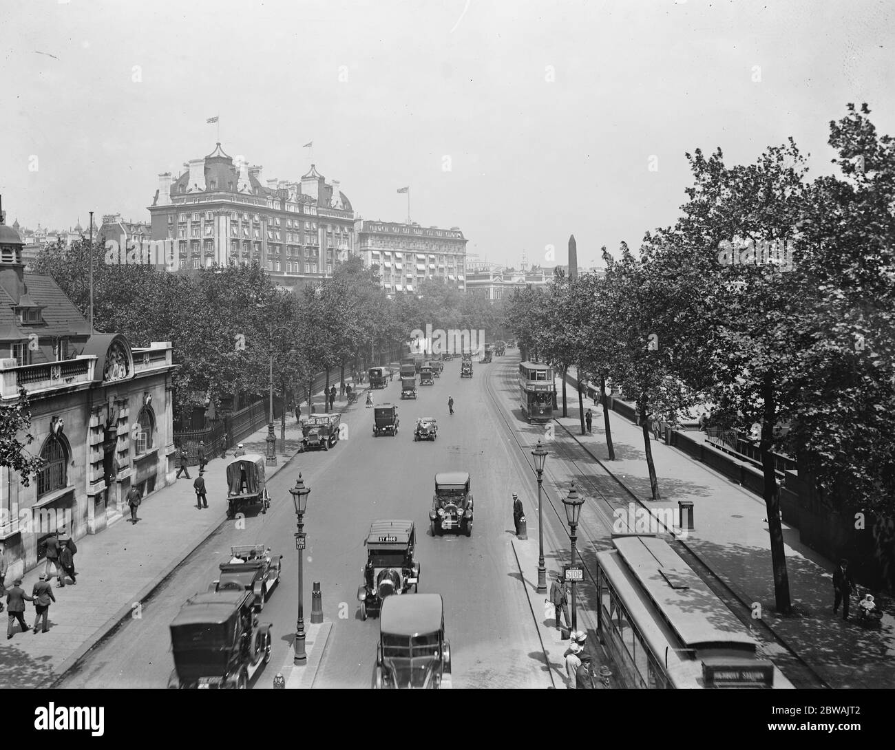 London ,The Victoria embankment , with a view of the Cecil and Savoy hotels 30 August 1926 Stock Photo