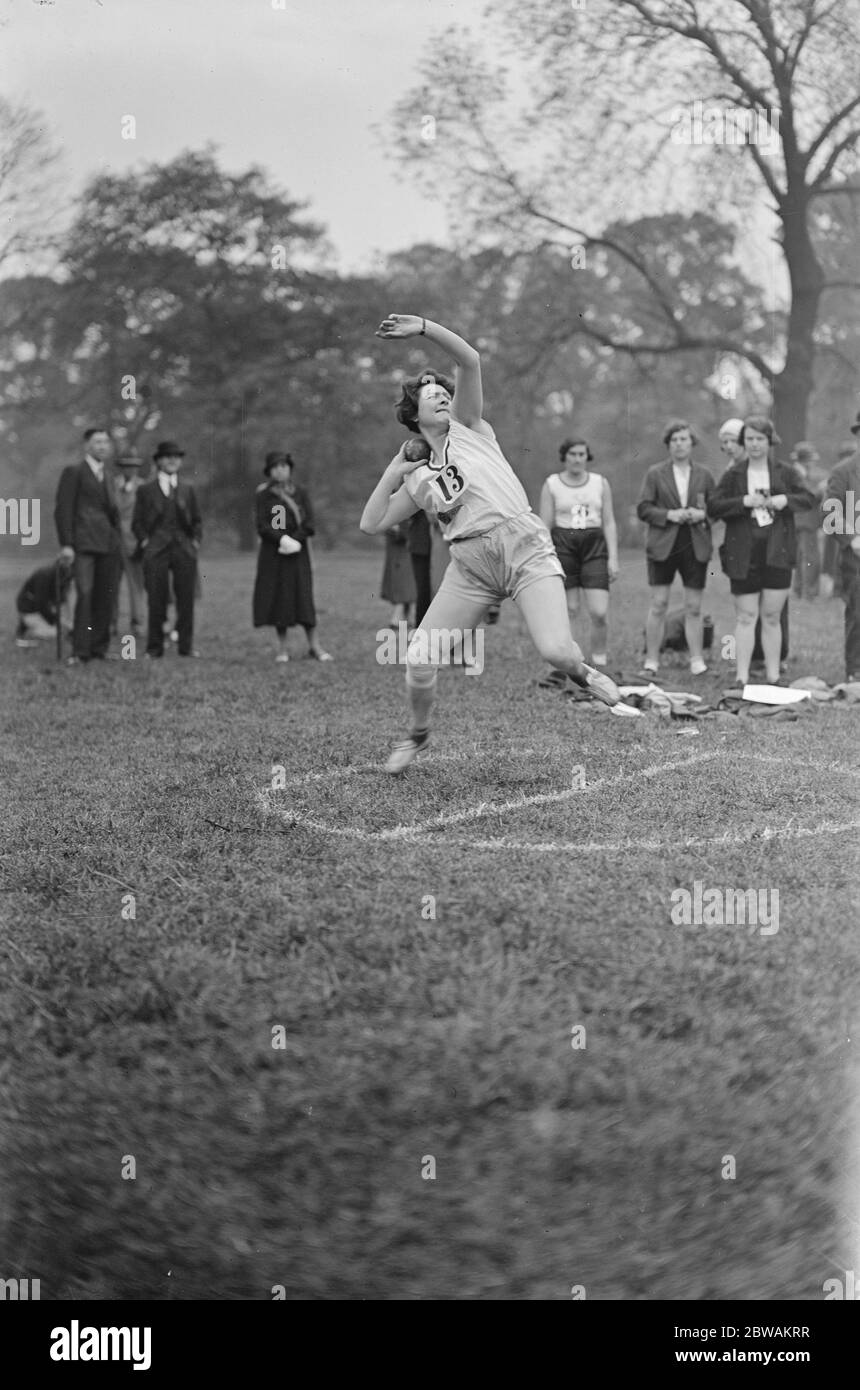 Women ' s sport in Regent ' s Park Miss Martel Jacob ' s of Berlin Putting the Shot 13 May 1933 Stock Photo