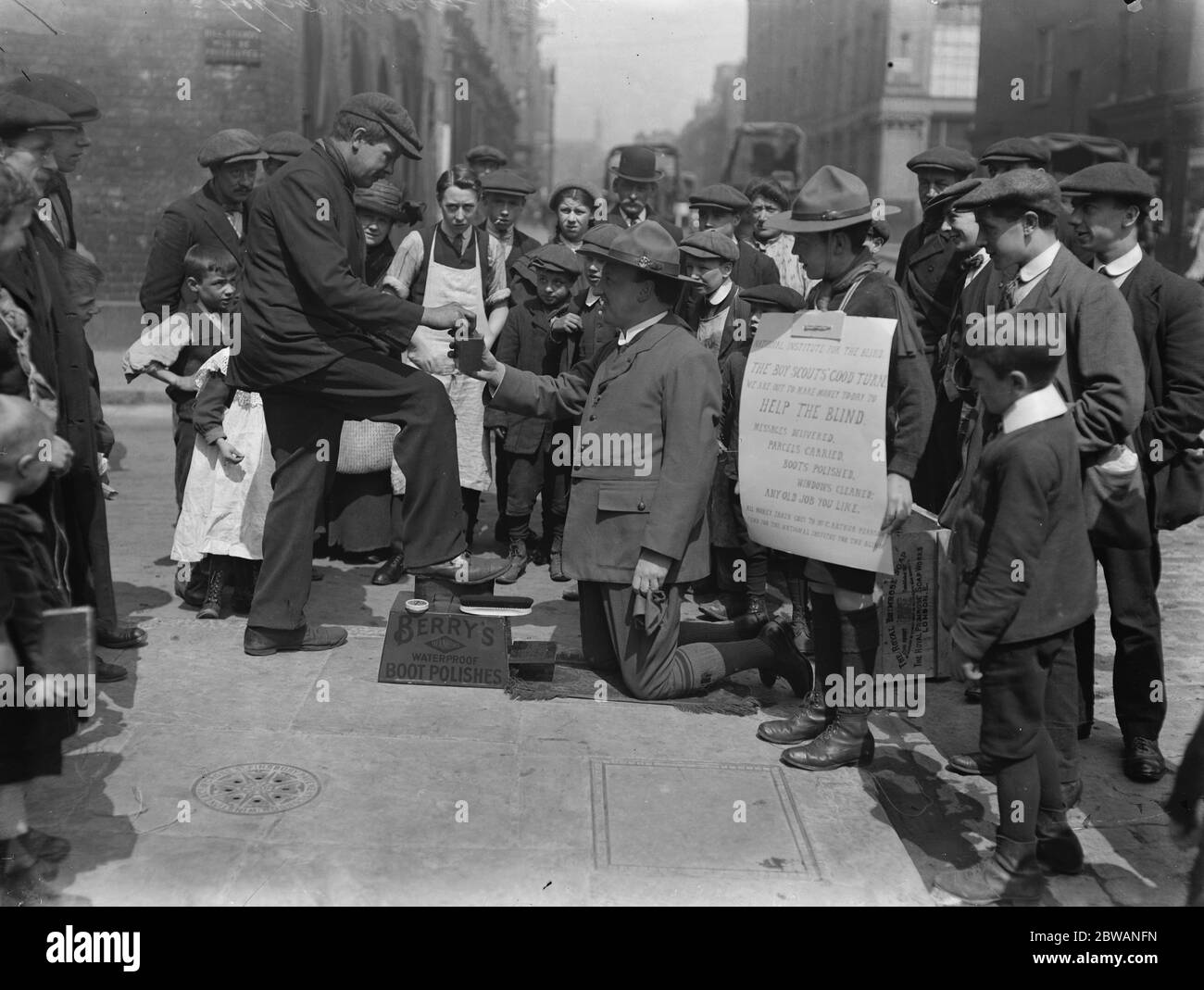 Scouts bob a job hires stock photography and images Alamy