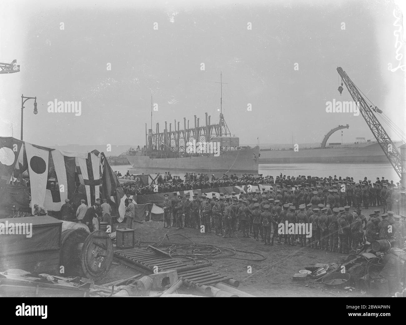 American Navy Collier ' Jason ' As Santa Claus Ship Plymouth 1918 Stock Photo