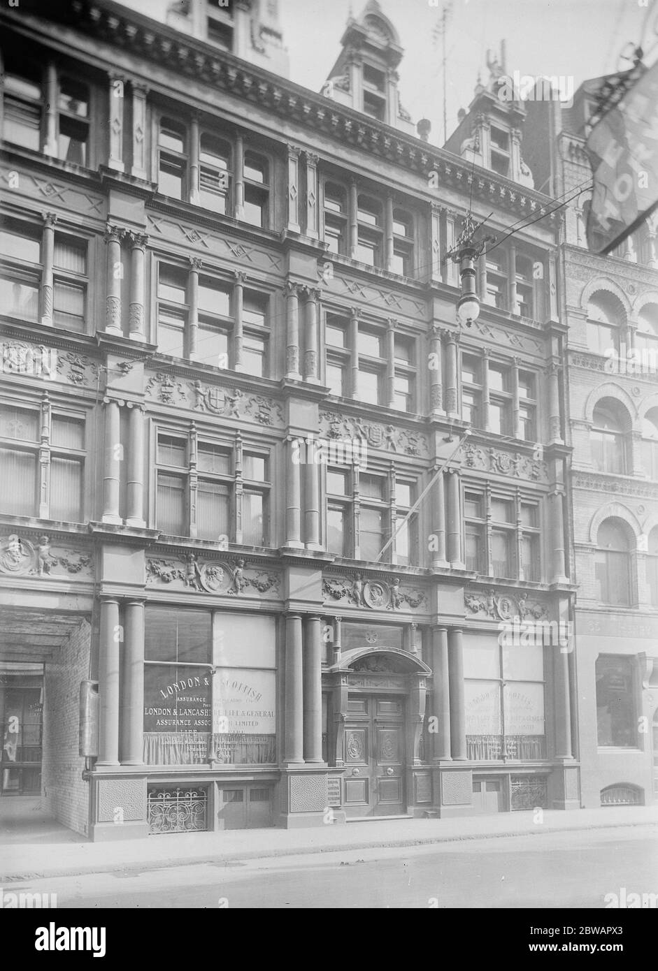 London and Scottish Assurance building , Cornhill Photographed for Mr Nenck , American Express 15 August 1920 Stock Photo