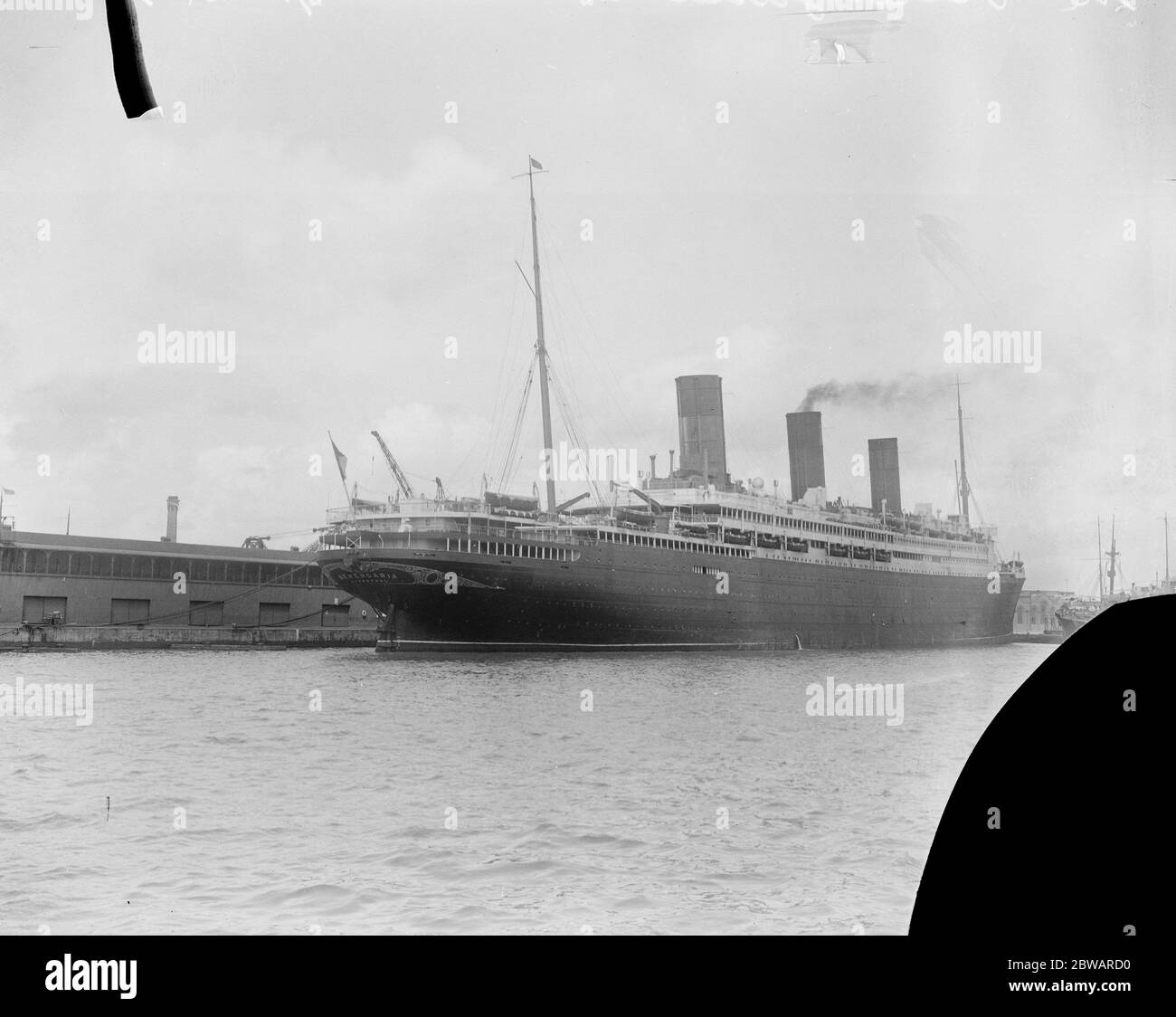 Cunard liner Berengaria taken into floating dry dock at Southampton for ...