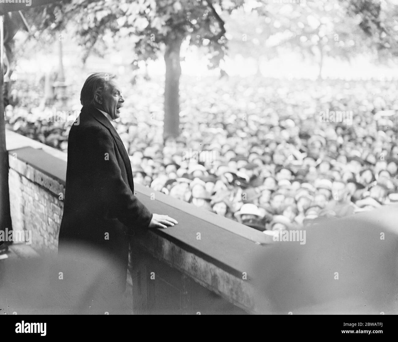 Mr David Lloyd George speaking 1921 Stock Photo