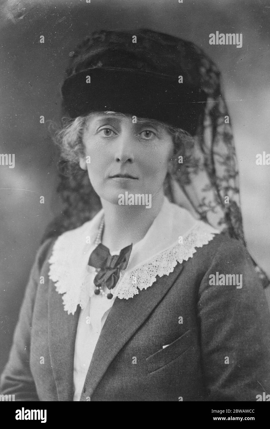 Lady Liberal Candidate in three cornered fight . The Hon Lady Barlow , who is the Liberal Candidate in a three cornered fight in the High Peak Division of Derbyshire . 27 October 1922 Stock Photo
