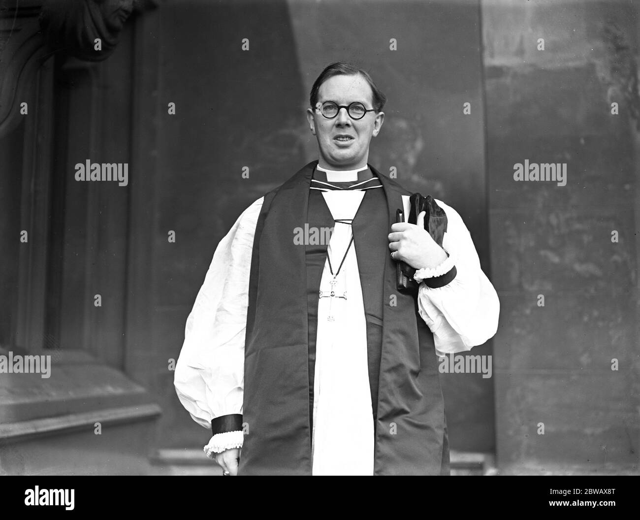 The Reverend Douglas John Wilson , M A , vicar of St Mary ' s Church , Kingswinford , after his consecration at Lambeth as assistant Bishop of British Honduras . 30 November 1938 Stock Photo