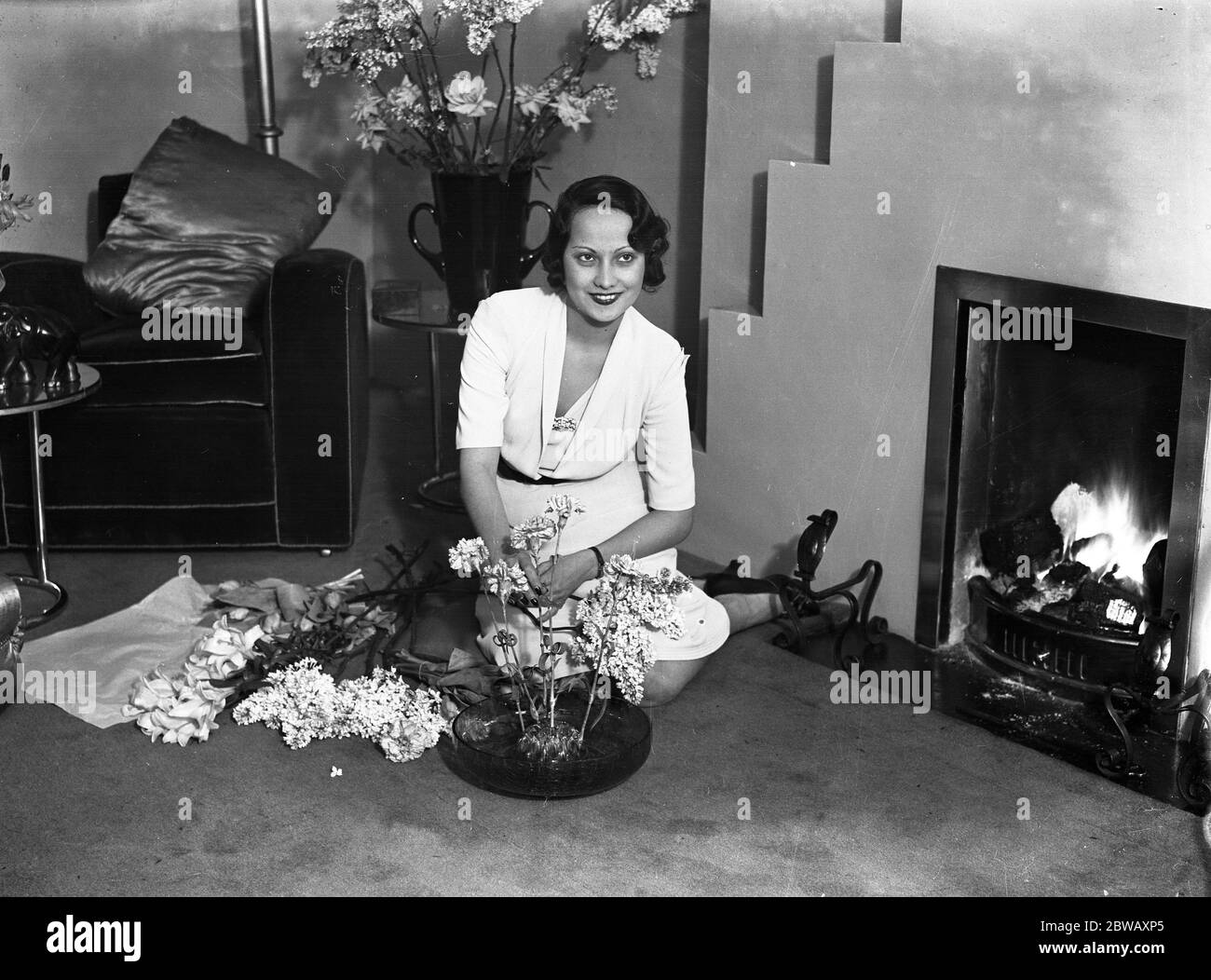 Miss Merle Oberon , the British film star who created so much interest in the film  The Private Life of Henry VIII  preparing for her departure for Hollywood . 30 January 1934 Stock Photo