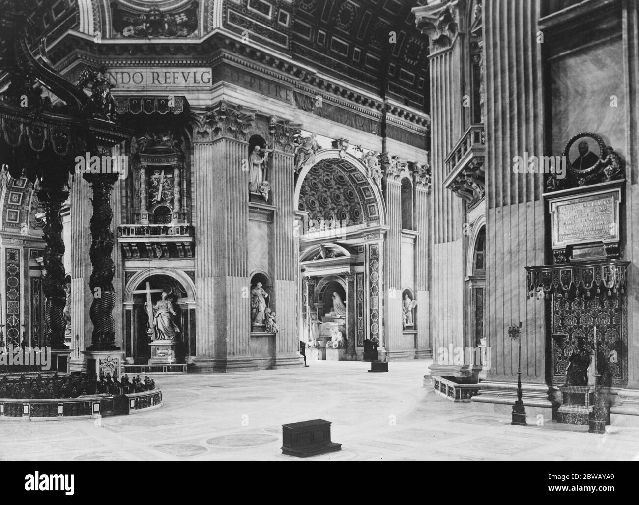 St Peter 's Rome An interior view of the Memorial to Pope Clement XIII and on the right Pope Pius IX 25 January 1922 Stock Photo