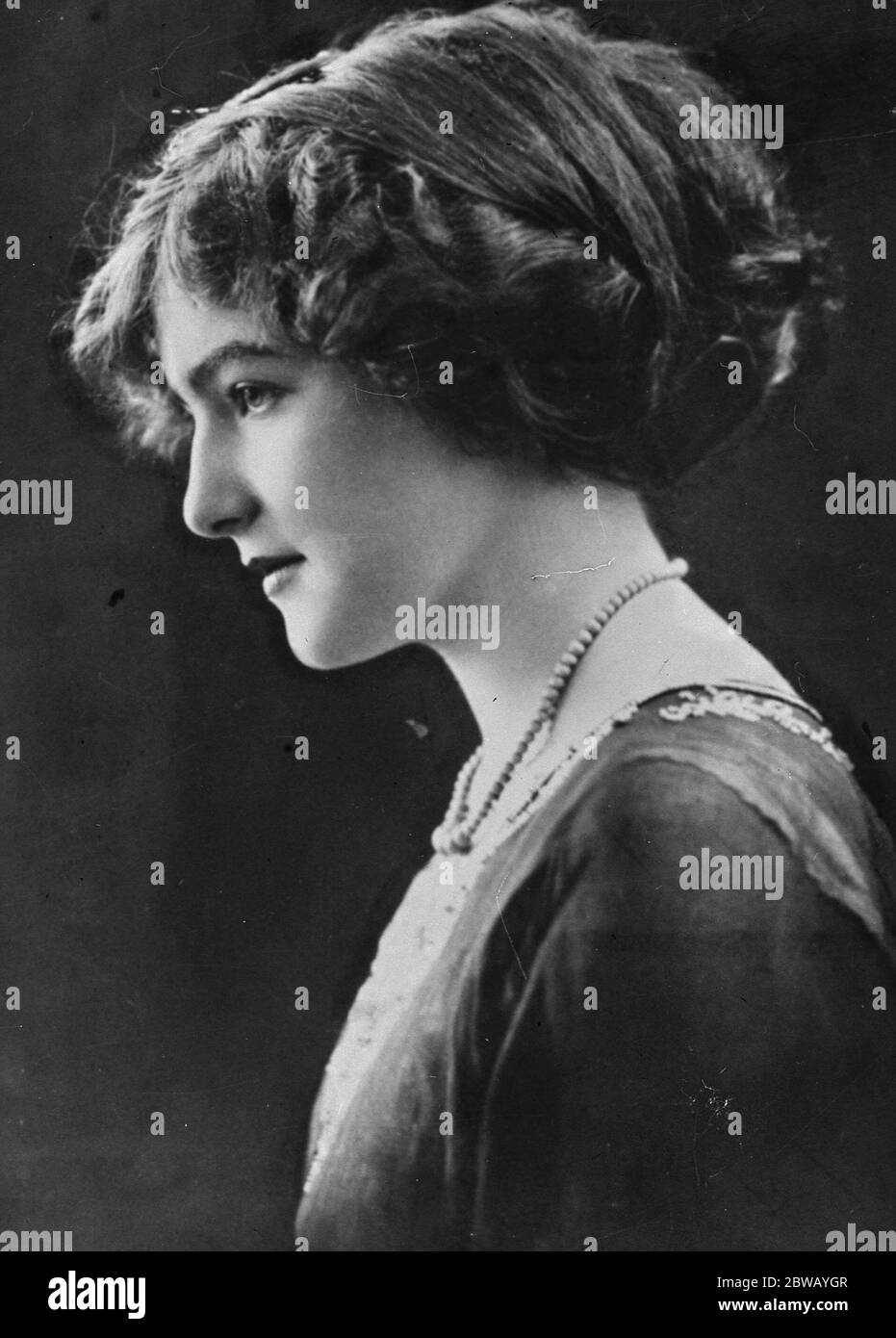 The Michaelson millions . Miss Norah Chetwynd , a member of Kansas City 's  smart set  , who is to marry Mr Harvey Michaelson , a reputed millionaire . 4 January 1923 Stock Photo