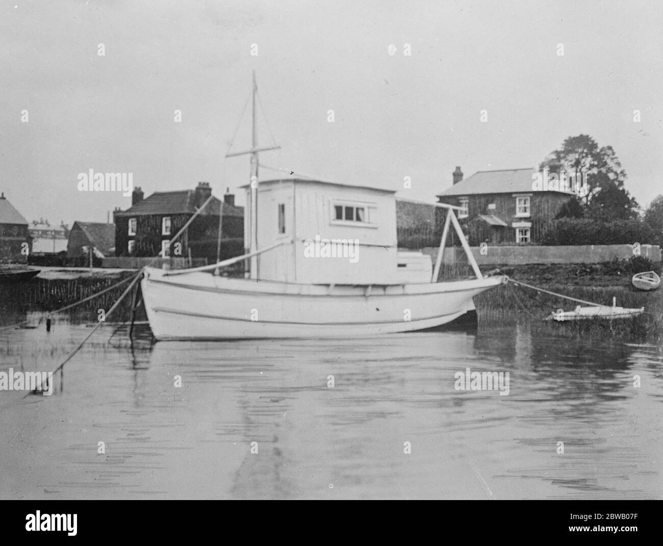 House Boat with a history formerly owned by Erskine Childers Dulcibella which once belonged to rebel leaders 24 November 1922 Stock Photo
