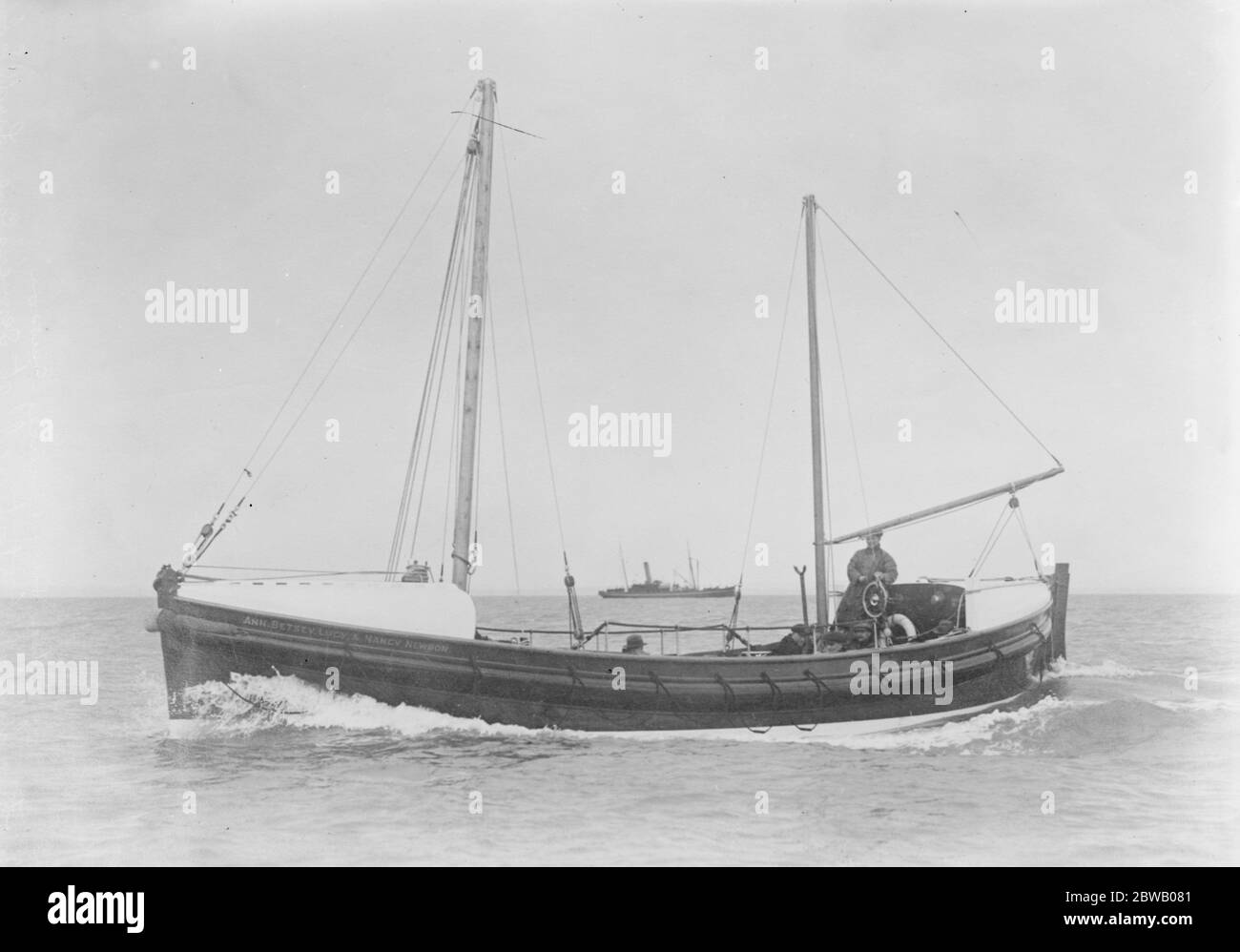 Motor Boat Ann Betsey Lucy and Nancy Newbon Built in 1922 and stationed at Sennen ' s Cove lands End The boat is self righting 40 ' x 10 ' 6 '' fitted with a taylor engine developing 45 hp and on trial showed a speed of 71 / 2 knots 3 May 1922 Stock Photo