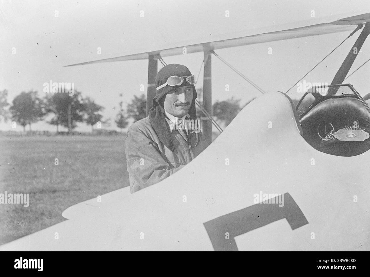 International Air Race M Lasne winner of the International race for the Deutsch de la Meuiths Cup at Etampes 2 October 1922 Stock Photo