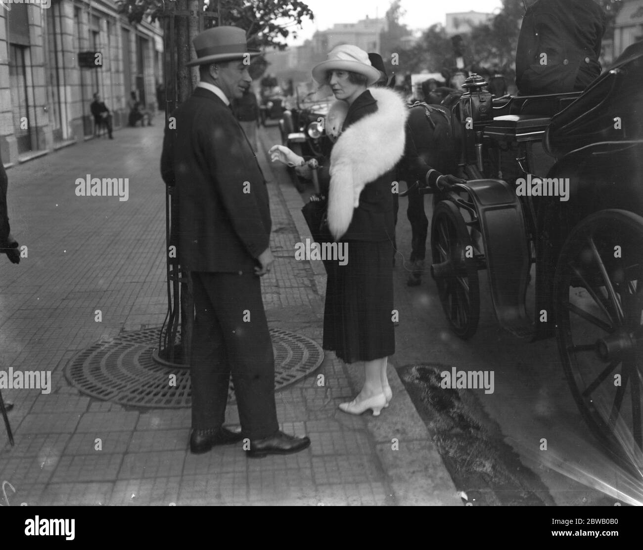 The Cairo Season , Egypt . Lady Ribblesdale and Captain Hern 21st March 1923 Stock Photo