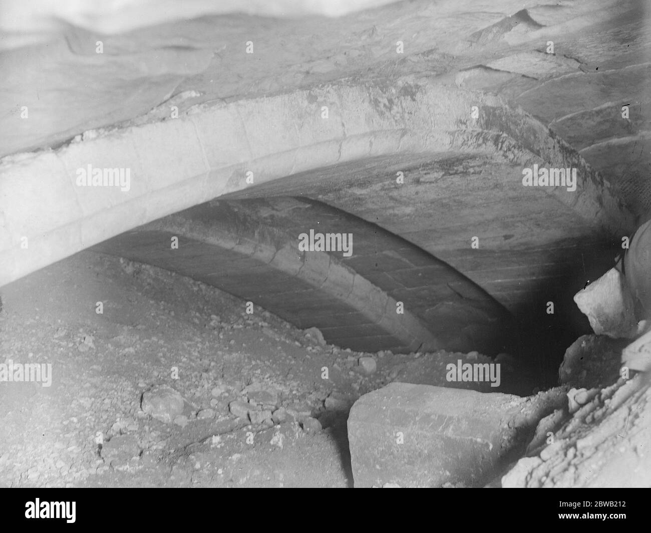 Excavations of Old London Bridge . 22 April 1921 Stock Photo