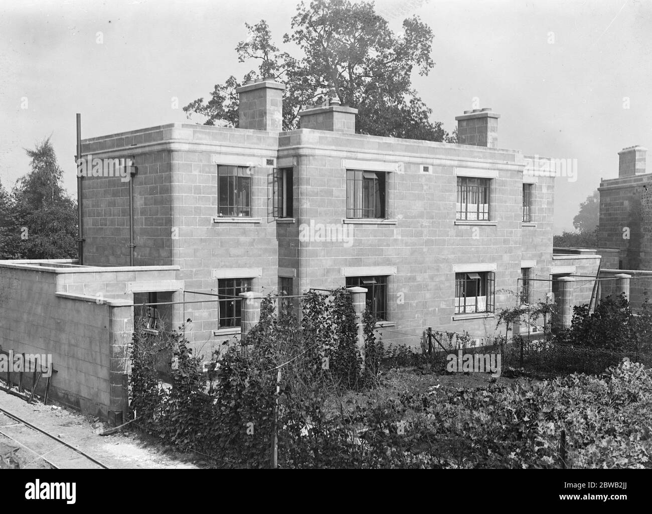 Building a concrete village at Braintree , Essex The finished article 18 September 1919 Stock Photo