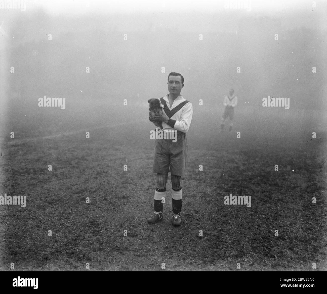 Bailey of the Clapton Orient with a mascot 13 January 1923 Stock Photo