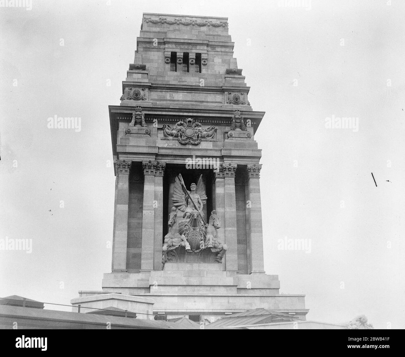 New Port of London Authority Building Exporation ( Sculpture ) 1922 Stock Photo