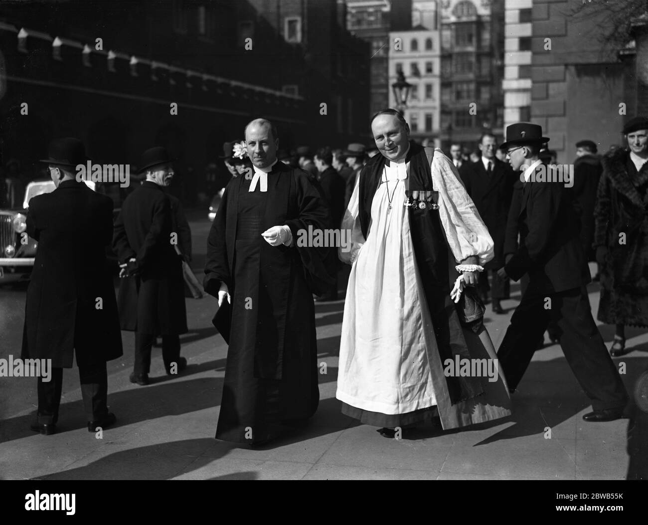 Arriving at the Levee at St James ' s Palace , the Provost of Guildford and the Bishop of Guildford . 3 March 1938 Stock Photo