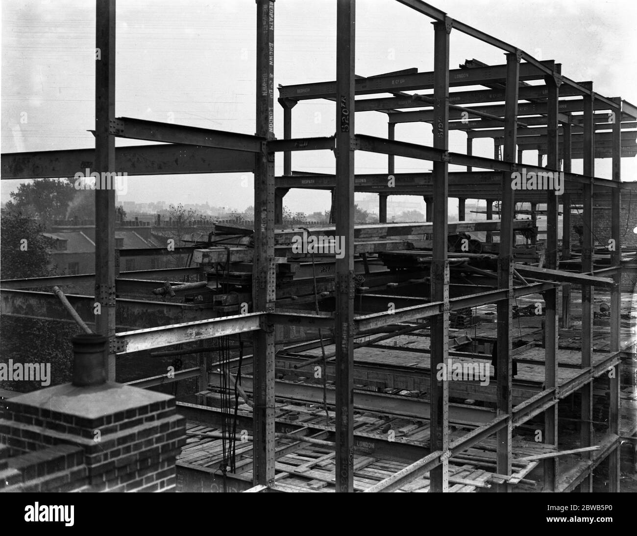 Girder work in a modern building . The new College Hall , University of London , Malet Street , Tottenham Court Road . 20 October 1931 Stock Photo