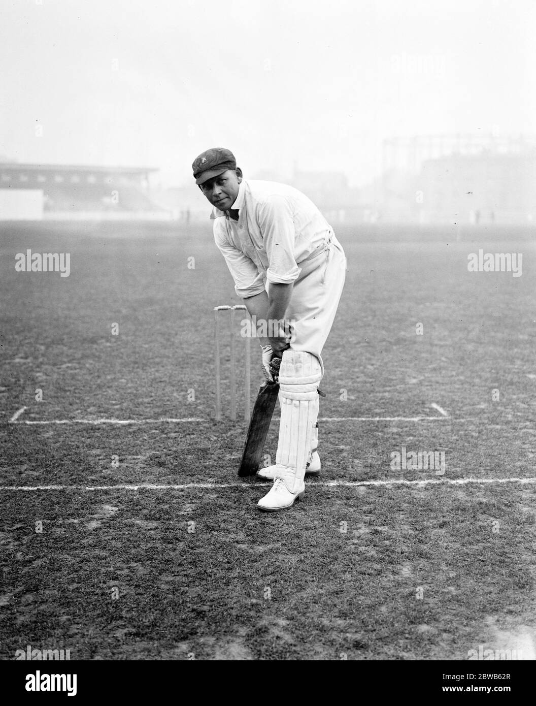 The South African cricket team at practice at Kennington Oval . Cec Dixon , ( Cecil Donovan Dixon ) one of the best medium paced bowlers in the Transvaal . 23 April 1924 Stock Photo