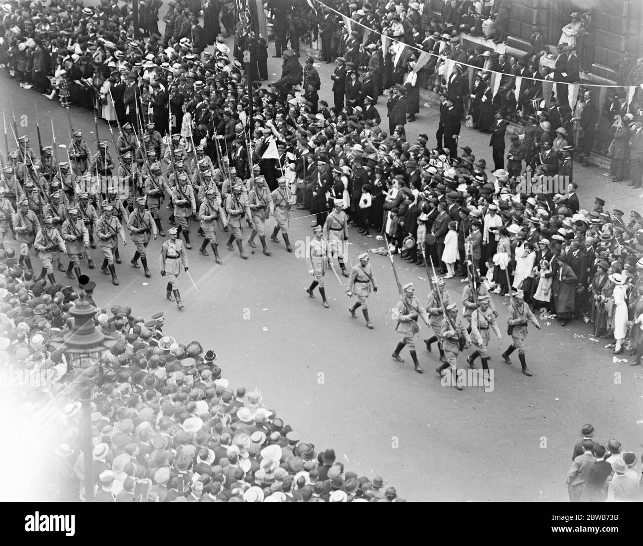 Today ' s great victory march . The Czechoslovakian contingent passing through Whitehall, London . 19 July 1919 Stock Photo