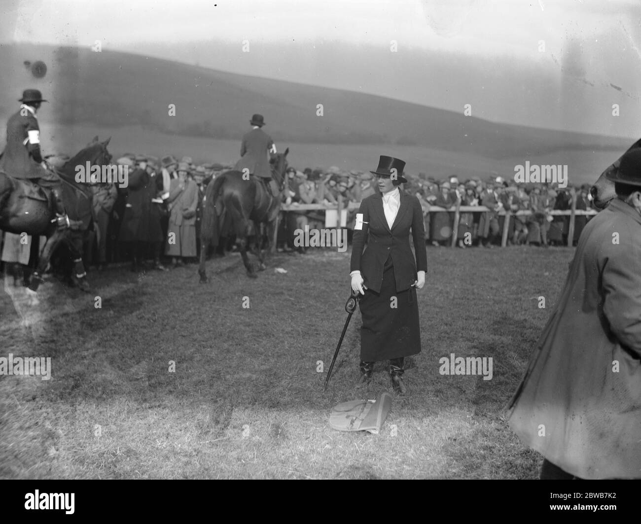 South and West Wilts hunt point to point races at Kingston Deverill . Lady Jean Douglas Hamilton after the Ladies Race . 5 March 1925 Stock Photo