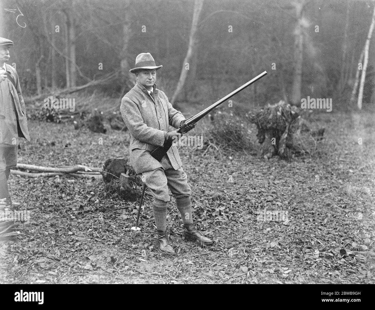 Colonel Grant Morden ' s shooting party at Heatherden Hall , Iver Heath , Buckinghamshire . One of the guns . 18 December 1922 Stock Photo