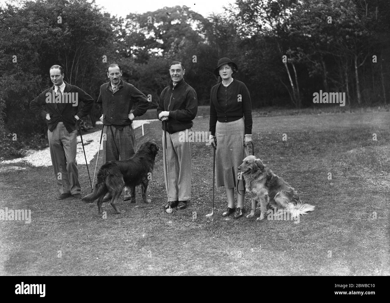 Brokenhurst Manor Golf Club House Mr Tom Fitzwilliam , Captain Miles Graham , Hon Henry Fitzalan Howard , and Lady Claud Hamilton Stock Photo