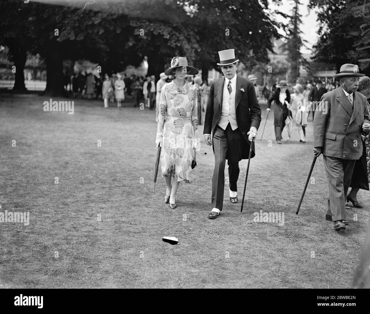 Indian Empire Garden party at Ranelagh Sir Hugh and Lady Trenchard 3 July 1929 Stock Photo