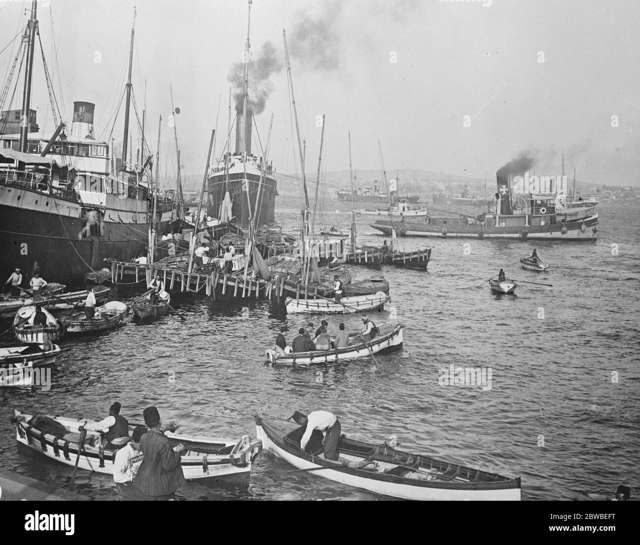 Constantinople in Turkey Shipping in the docks  21 November 1922 Stock Photo