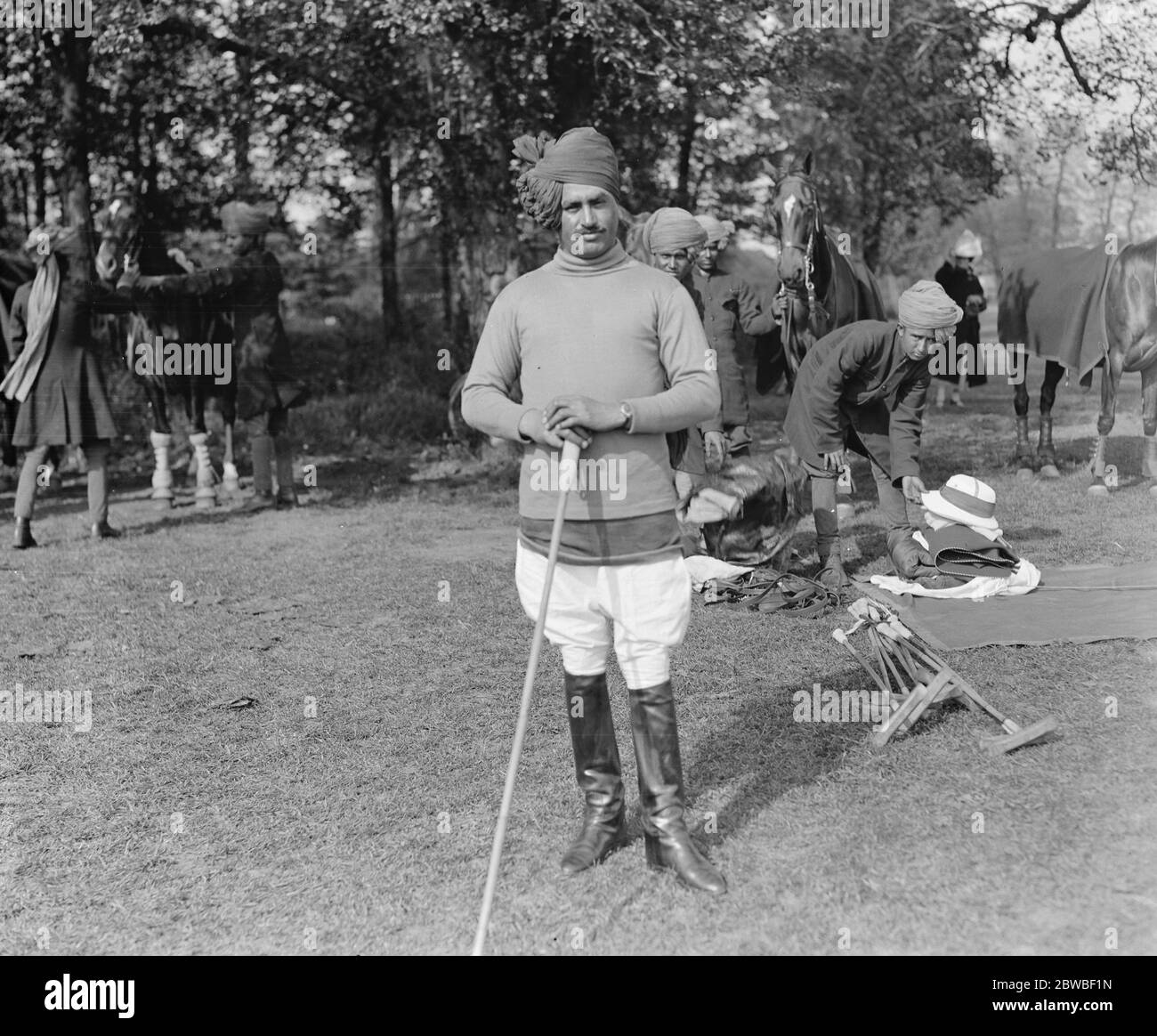 Polo at Worcester Park . Ransangs , one of the Indian players . 1925 Stock Photo