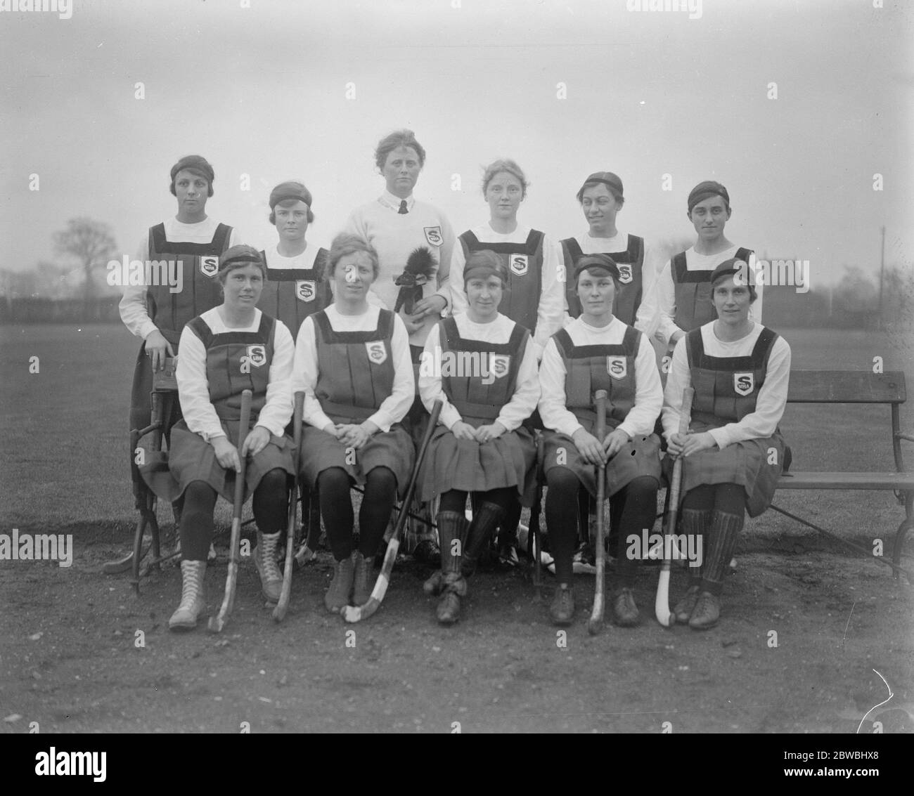 Ladies Hockey East versus South  A  ' Territorial ' Ladies hockey match was played at Kew on Thursday  The South team  23 February 1922 Stock Photo
