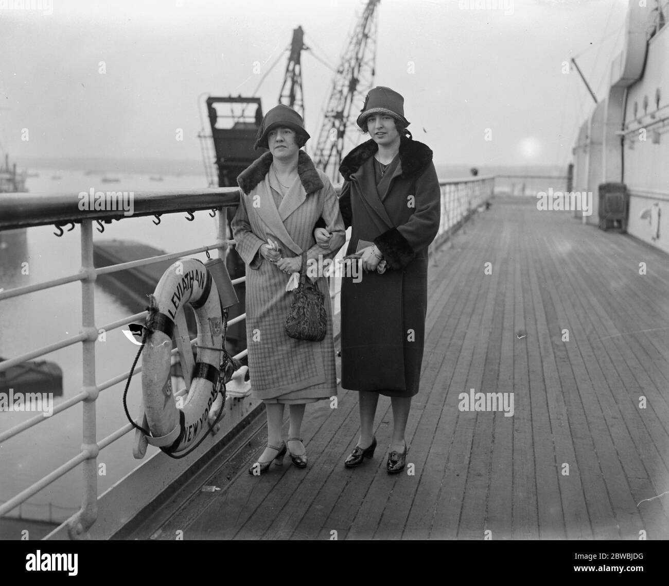 Arrivals on the Leviathan at Southampton Mrs John McCormack , wife of the singer and her daughter Gwen 7 May 1925 Stock Photo