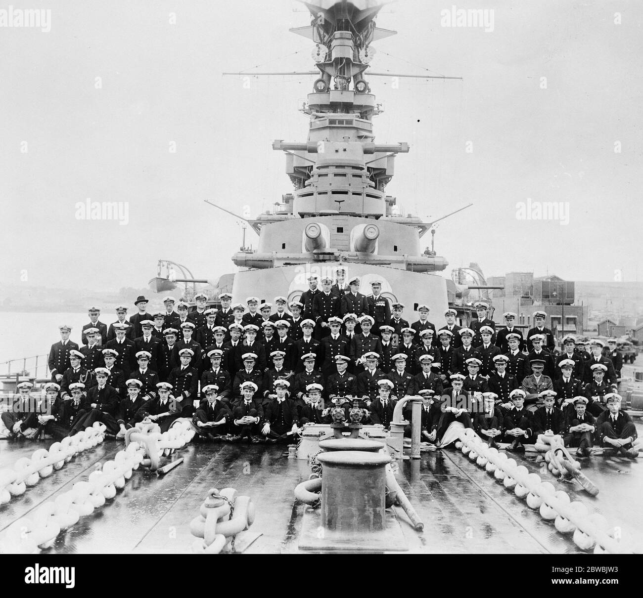 HMS Hood after refit at Devonport , Devon Rear Admiral SirF L Field , KCB , CMG , with the officers and staff of HMS Hood after the refitting of the flagship of the 1st Battle Cruiser Squadron of the Atlantic Fleet 11 October 1923 Stock Photo