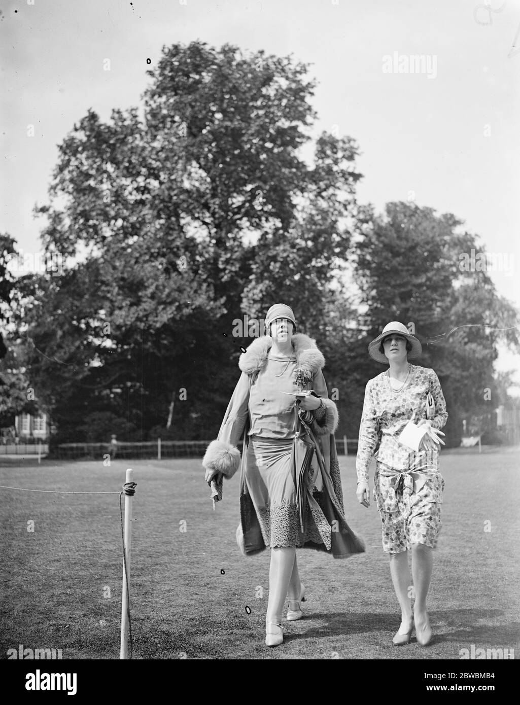 Ranelagh Polo club - Kings Coronation Cup Final Mrs De Villars Pritchard and Mrs Horden 18 July 1928 Stock Photo
