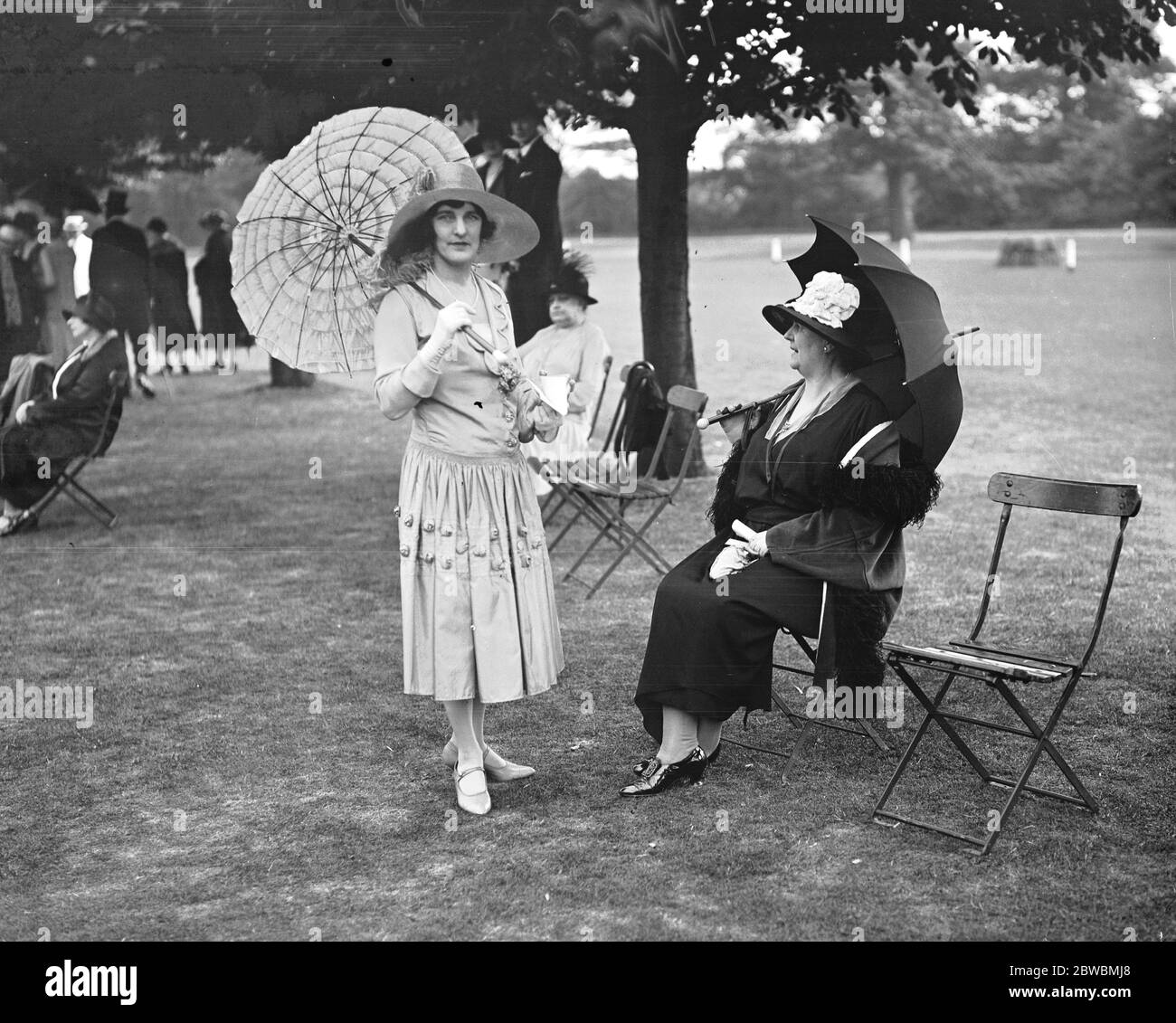Ranelagh - Lords versus Commons . Lady Duckingham and Miss Rivett Carnac . 1926 Stock Photo