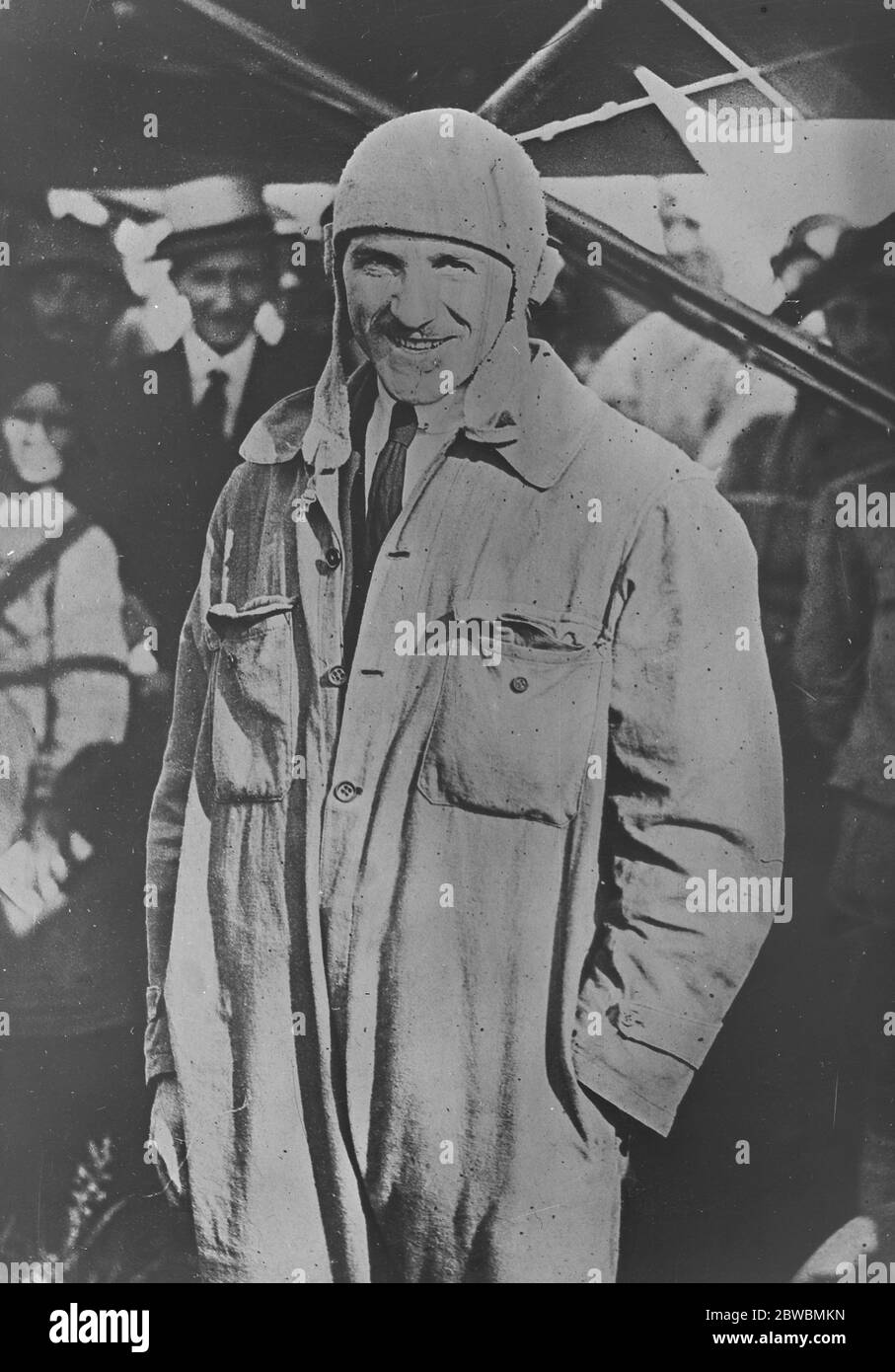 562 miles in 5 hours , Prague to Paris Flight Captain Demlin the rench airmen who accoplished succesfully a flight from Paris to Warsaw via Prague and back 28 May 1920 Stock Photo