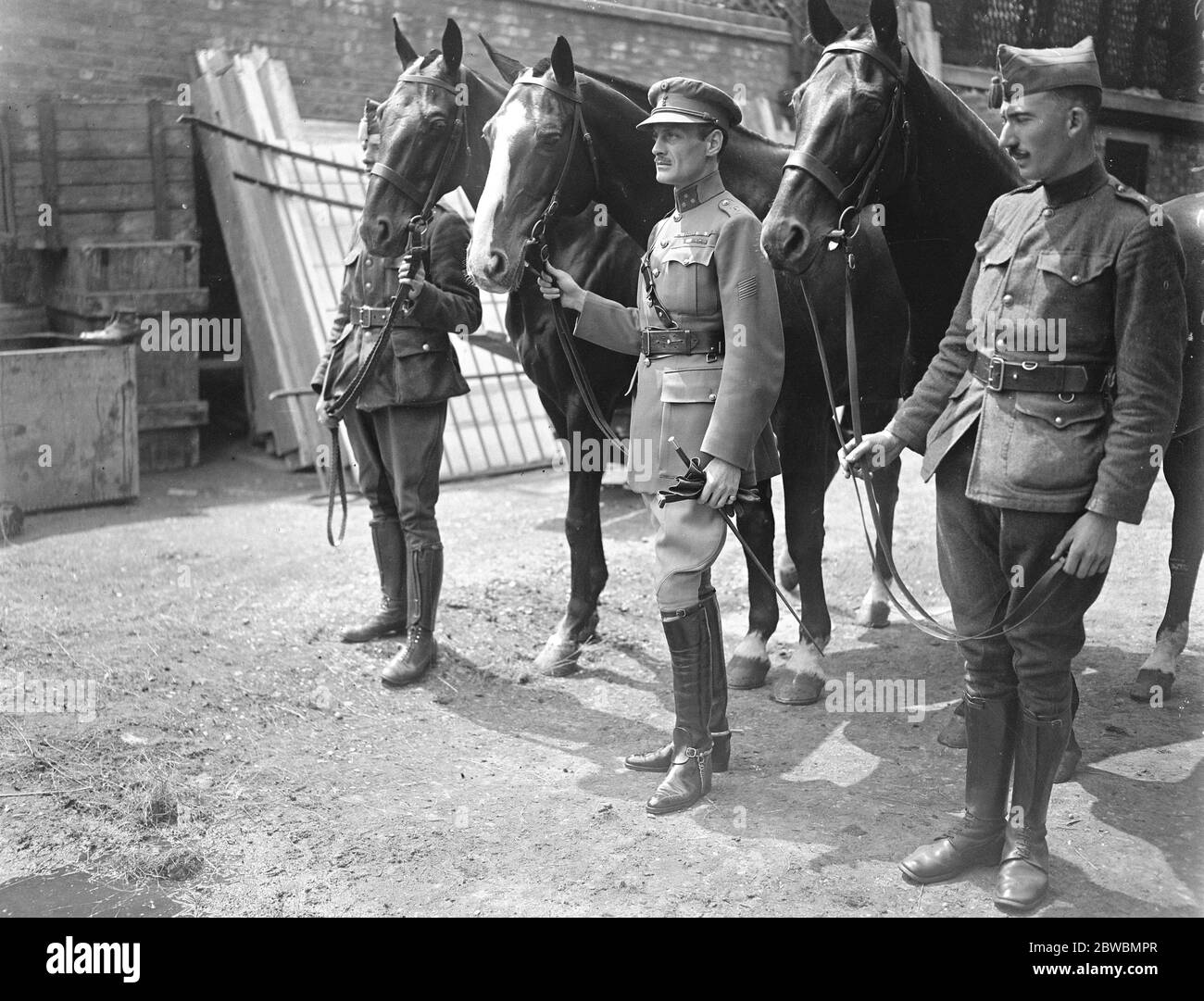International horse show at Olympia . Commandant Henneleus Shenley , Captain of the Belgian Army team . 16 June 1922 Stock Photo