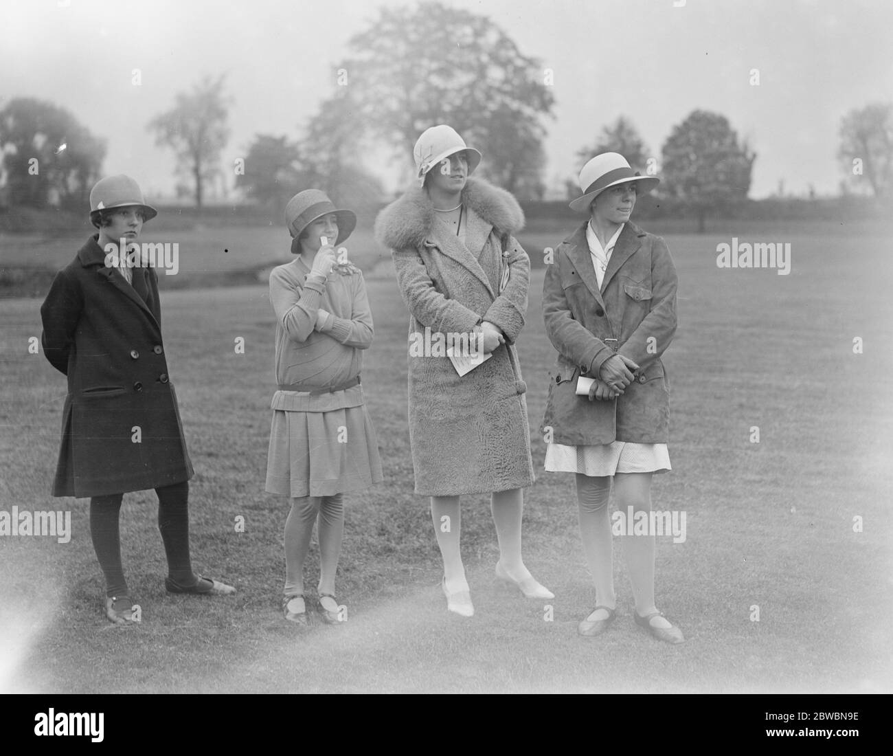 Polo at Ranelagh . Mme Tollenaar with her daughters Betty ( left ) and Winifred ( right ) and Miss Betty Simpson . 12 May 1928 Stock Photo