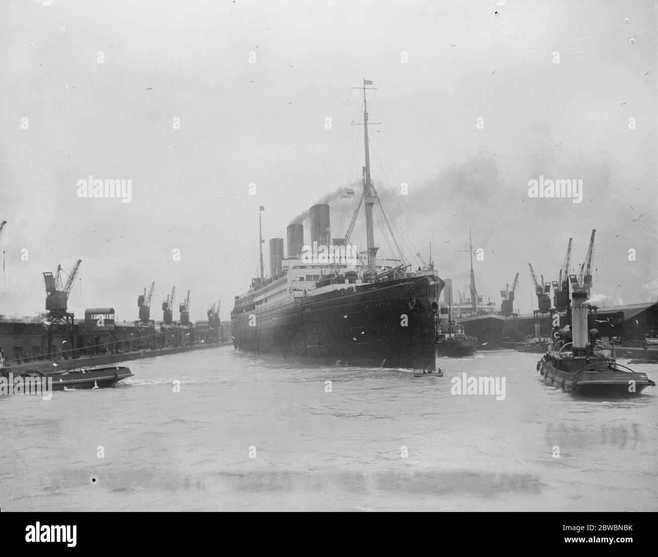 The SS Imperator arrives at Southampton 23 December 1919 Stock Photo