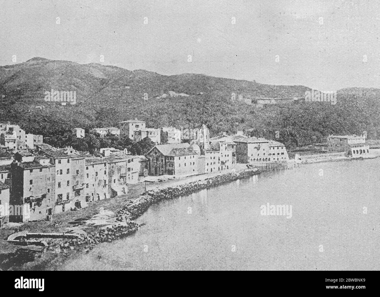 Fort Blown Up By Lightning  Lightning , during a heavy thunderstorm , blew up the fort of Falconara , of Genoa . Over a hundread people were killed and hundreads of more wounded and taken to hospital   Here is a view of San Terenzo  29 September 1922 Stock Photo